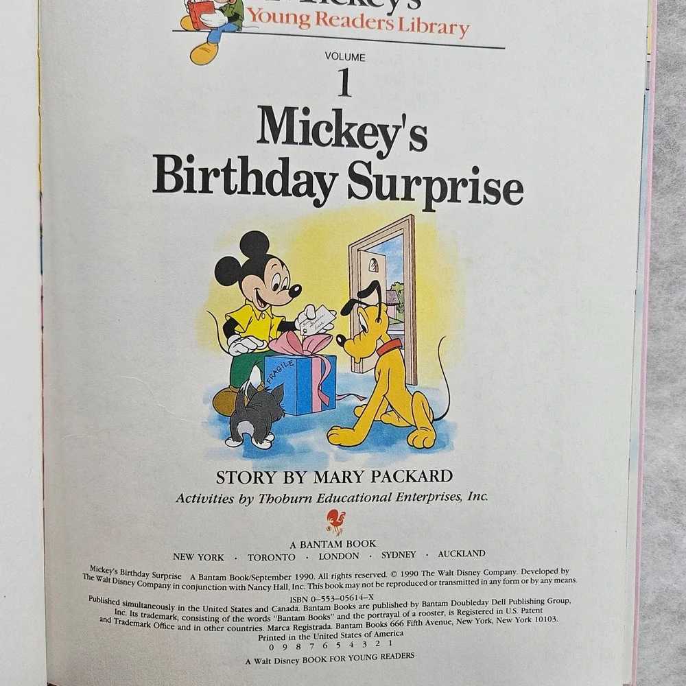 Mickeys Birthday Surprise Volume 1 Young Readers‎ Library Disney Book Bantam